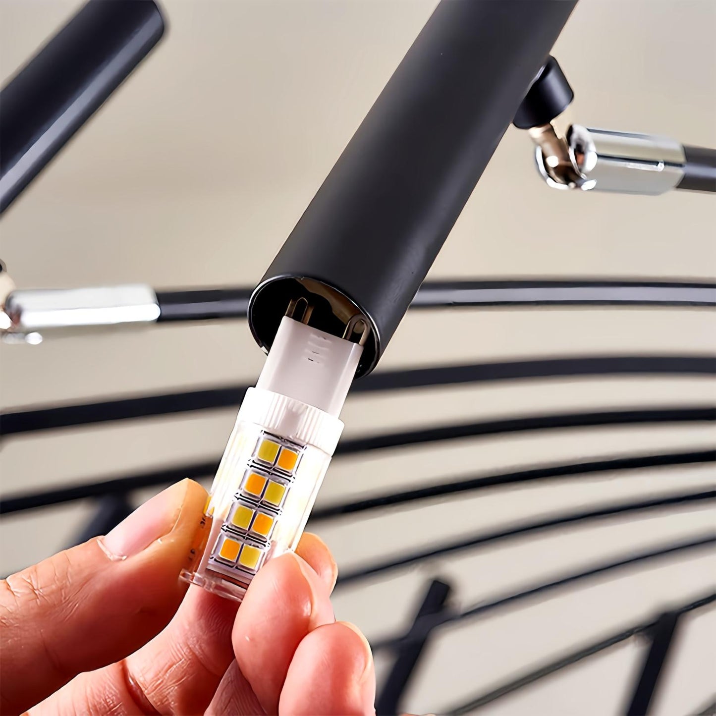 Eloer Modern Adjustable Candelabra Chandelier for Living Room