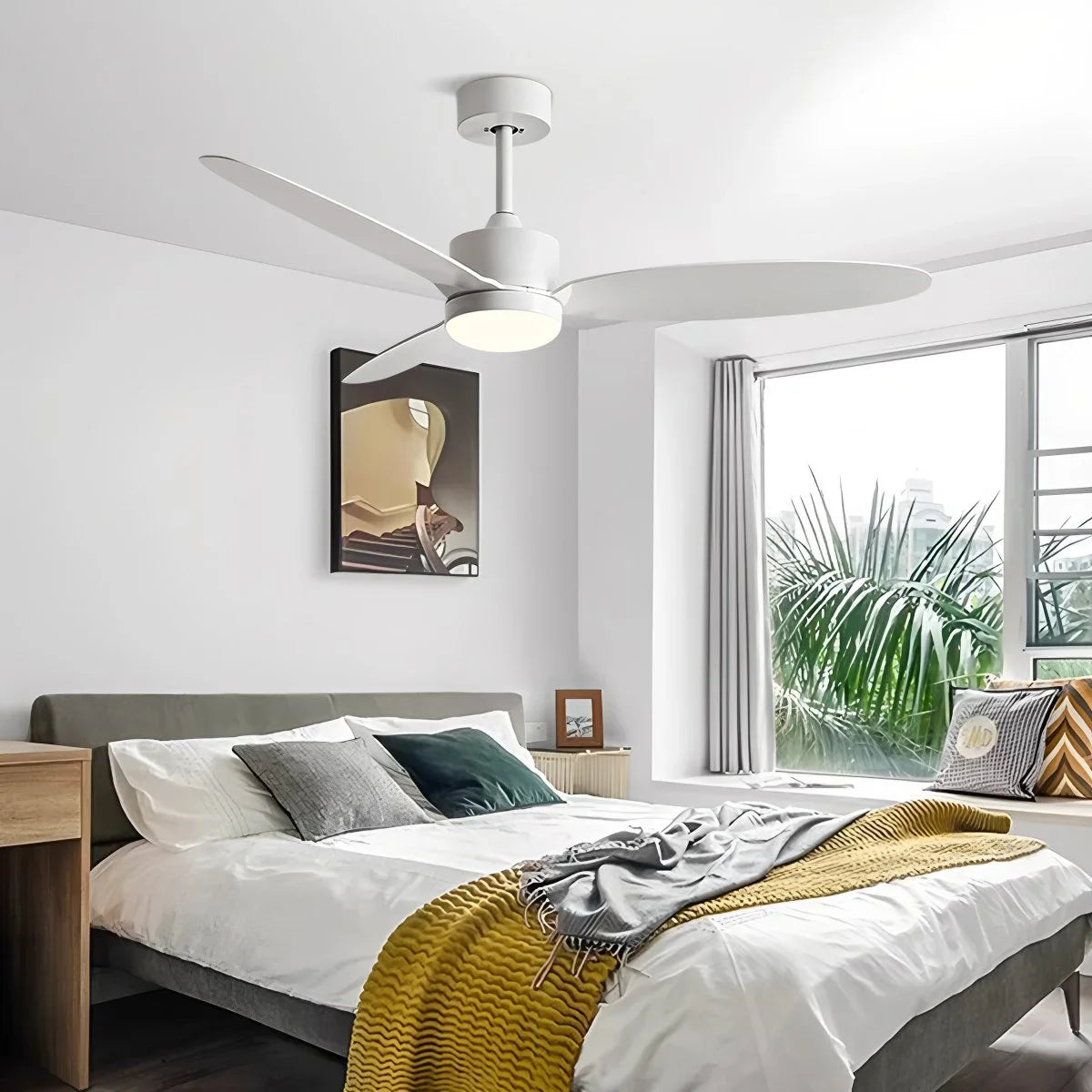 Eloer 3-Blade Ceiling Fan With Light for Bedroom