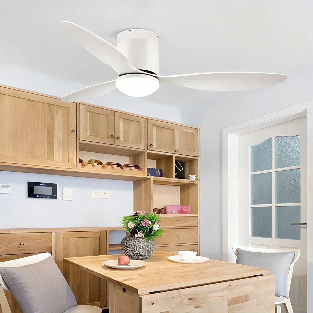 Eloer 3 Blade Modern Ceiling Fan with Light