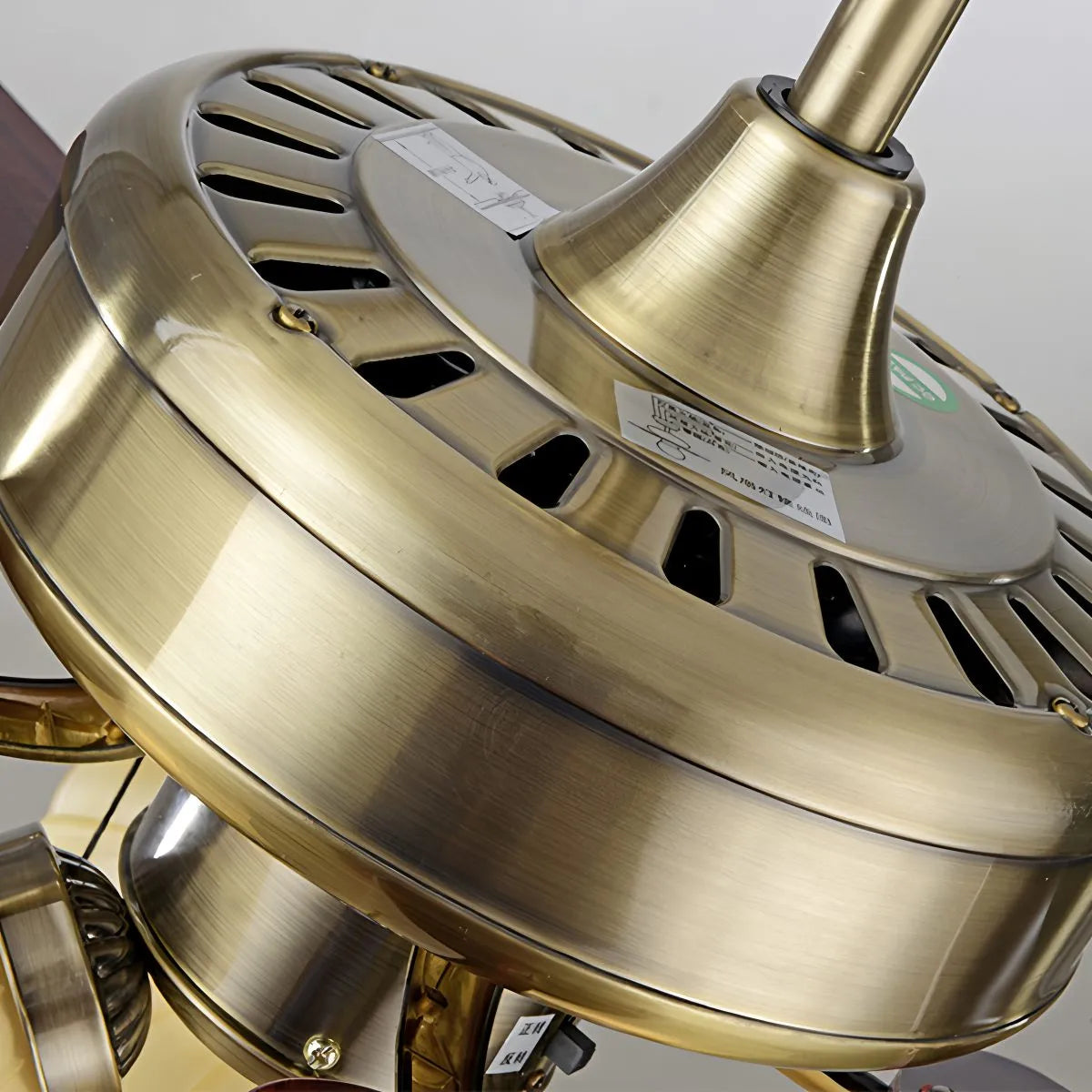 Eloer Vintage Ceiling Fan with Light for Dining Room