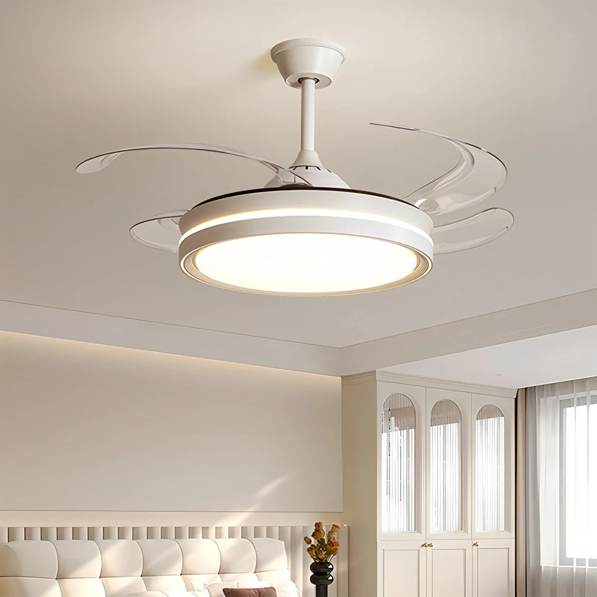 Eloer Modern Silent Remote Control Ceiling Fan with Light