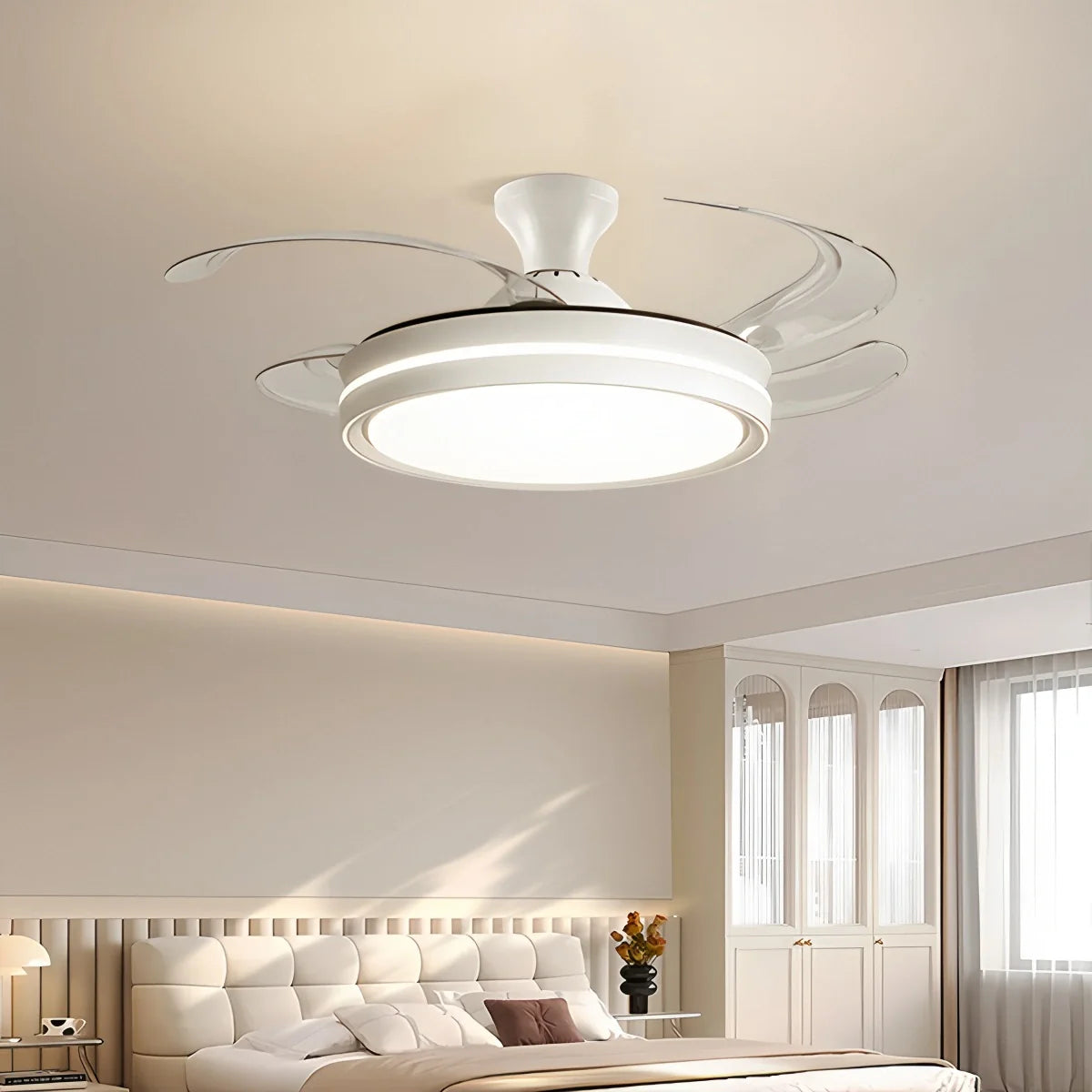Eloer Modern Silent Remote Control Ceiling Fan with Light