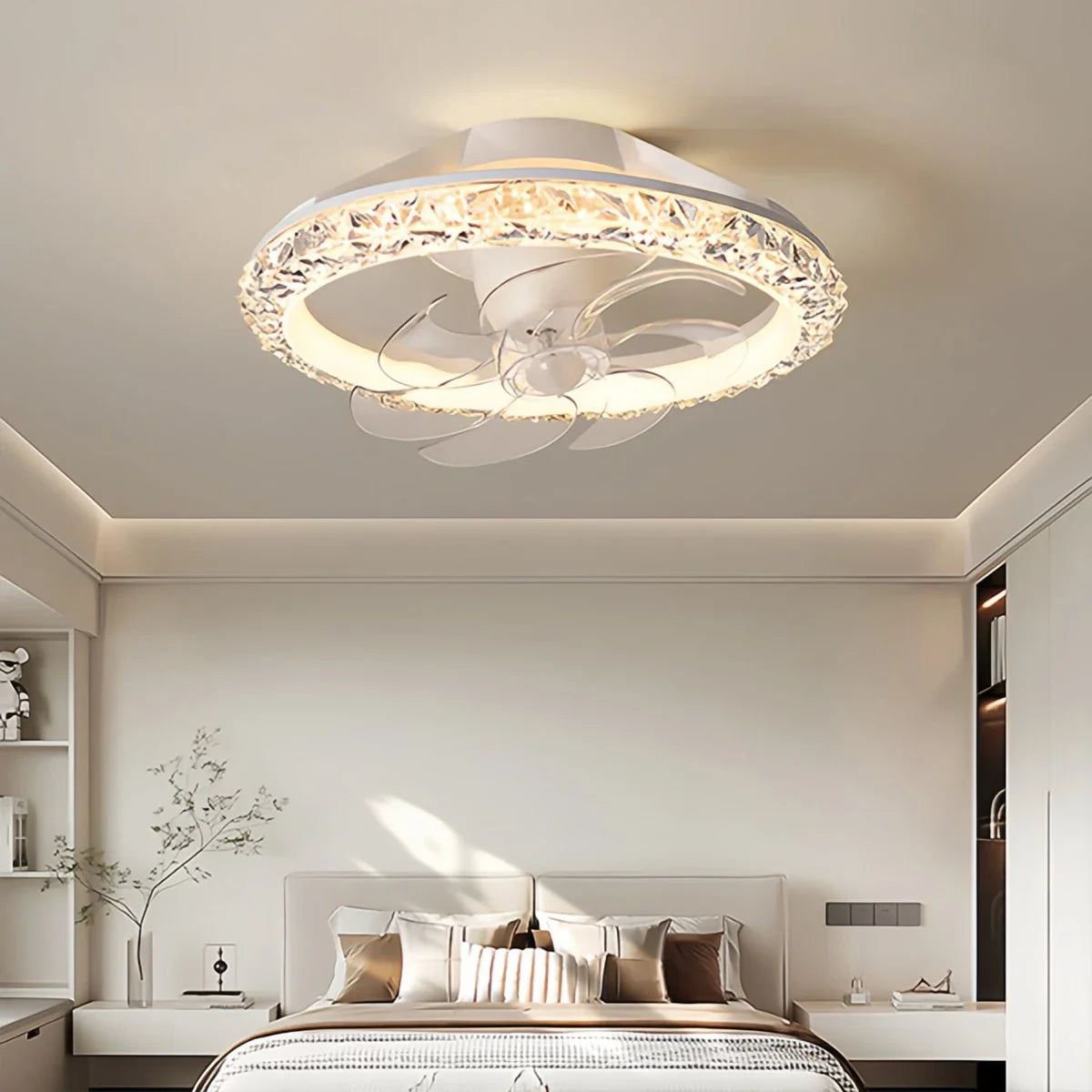 Eloer Creative Circular LED Ceiling Fan Light