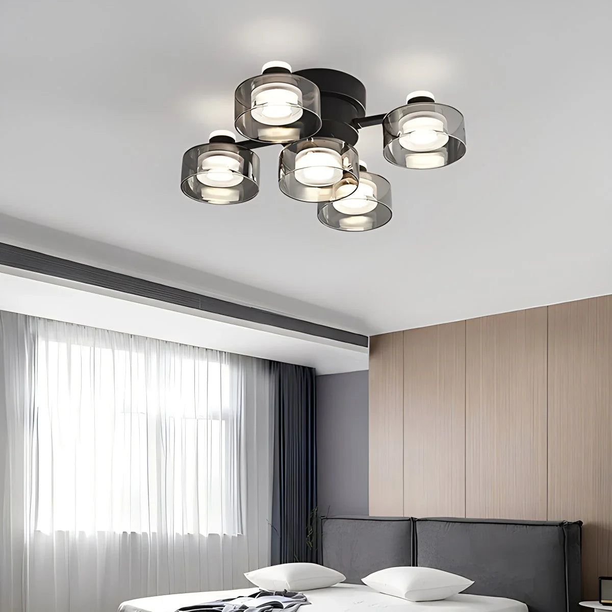 Eloer Light Luxury Creative Glass Chandelier